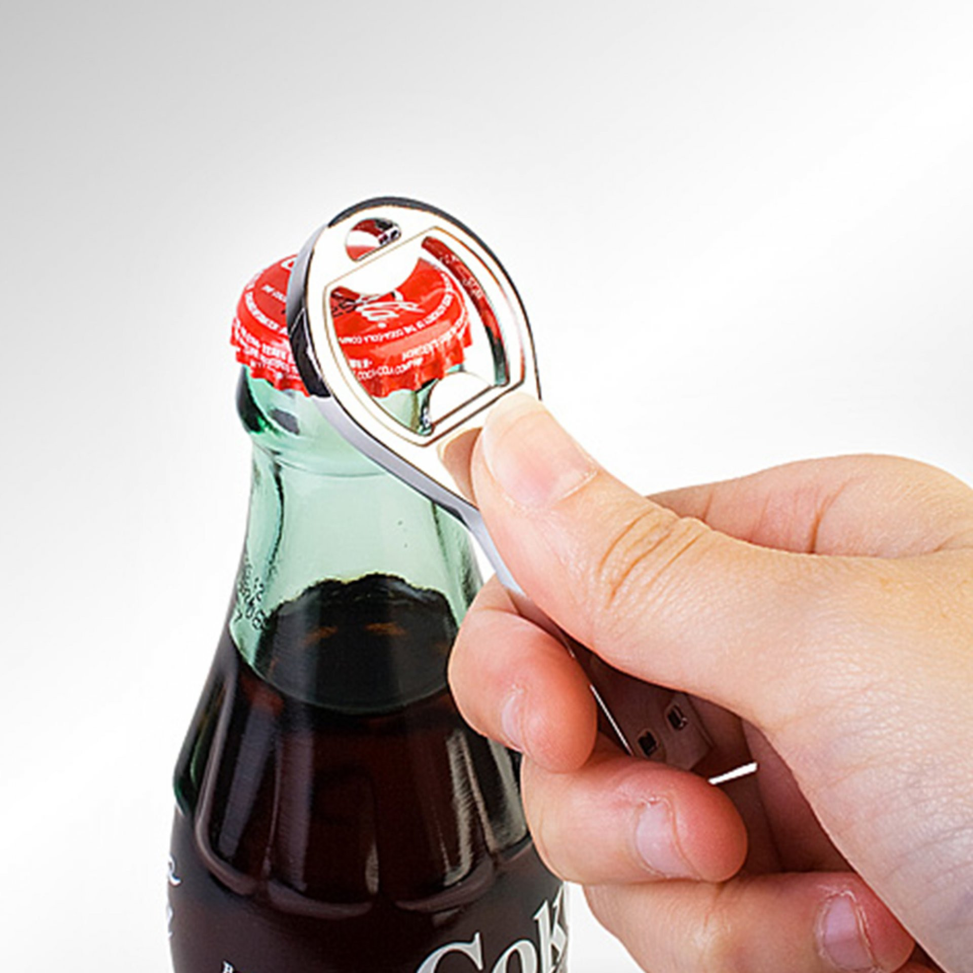 MEMORIA USB DESTAPADOR 8 GB 2